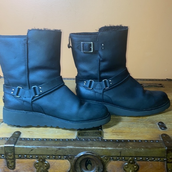 Ugg leather black boots - Picture 2 of 15